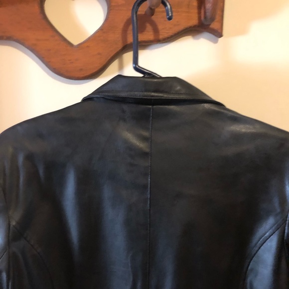 Ladies black Faux Leather jacket - Picture 5 of 5